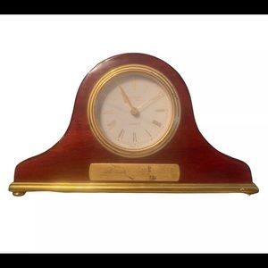 Danbury Clock Co Mahogany Quartz Wood Mantle Shelf Clock German Movement Works